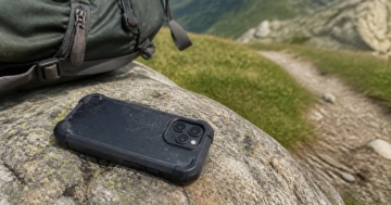 Robuste Outdoor-Hülle mit Kantenschutz